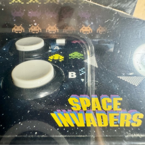 Space Invaders Atari Plug & Play MSi Entertainment TV Arcade Gaming System. - Picture 10 of 11